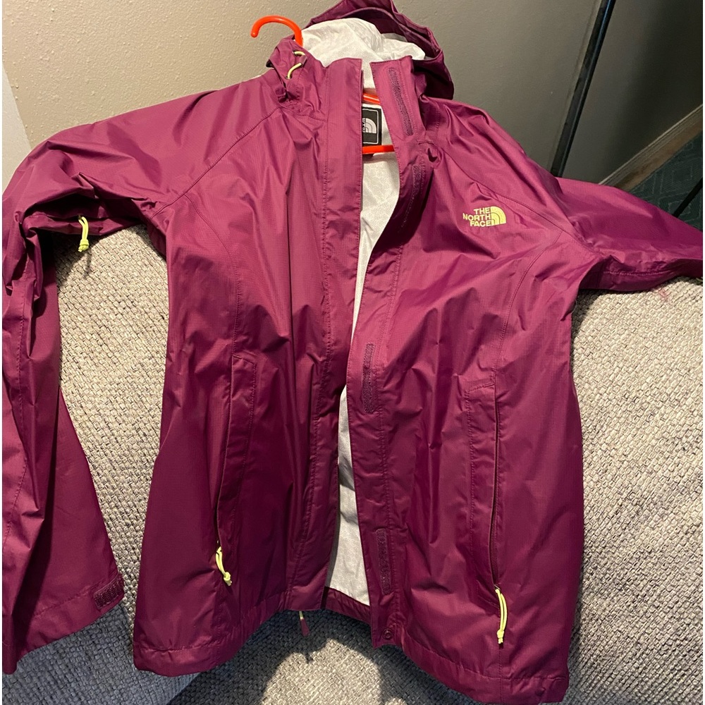 North Face jacket 🌸 - Picture 2 of 10